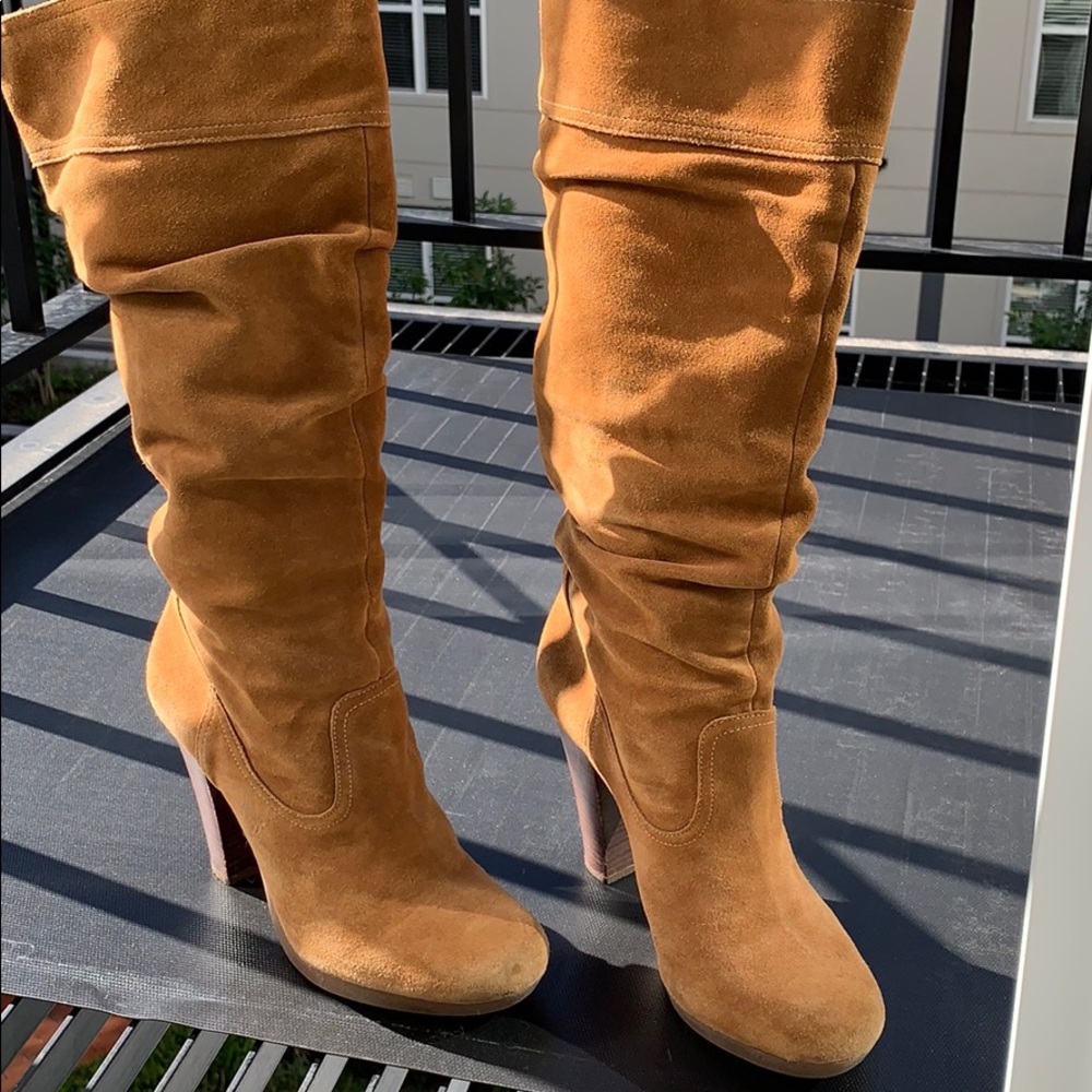 Knee high suedes boots